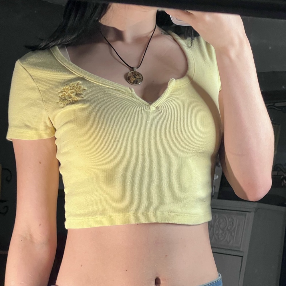 YELLOW CROP TOP SUN SHORT CROP TOP